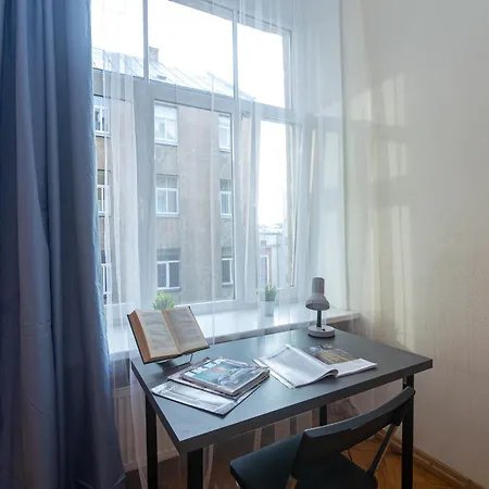 Apartment Spacious 4-bedroom